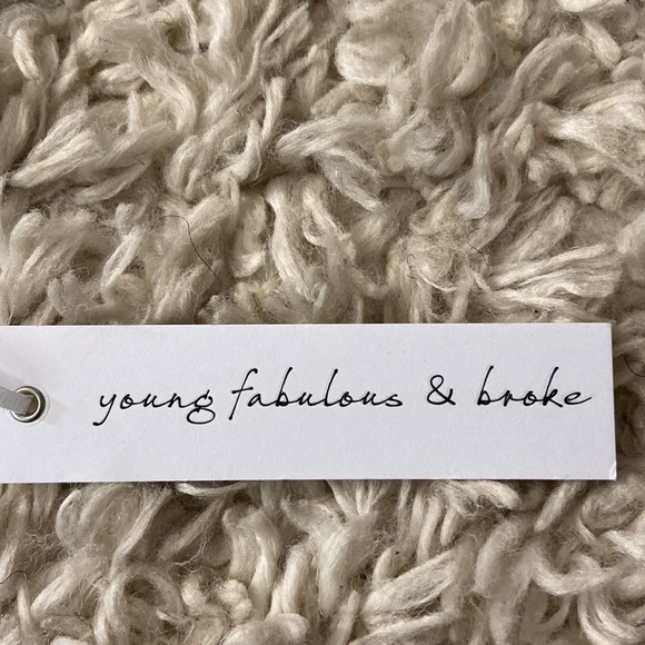 YFB short romper - Picture 3 of 4